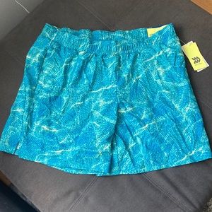 ALL IN MOTION Shorts with built in layer size Large Turquoise Color, NWT